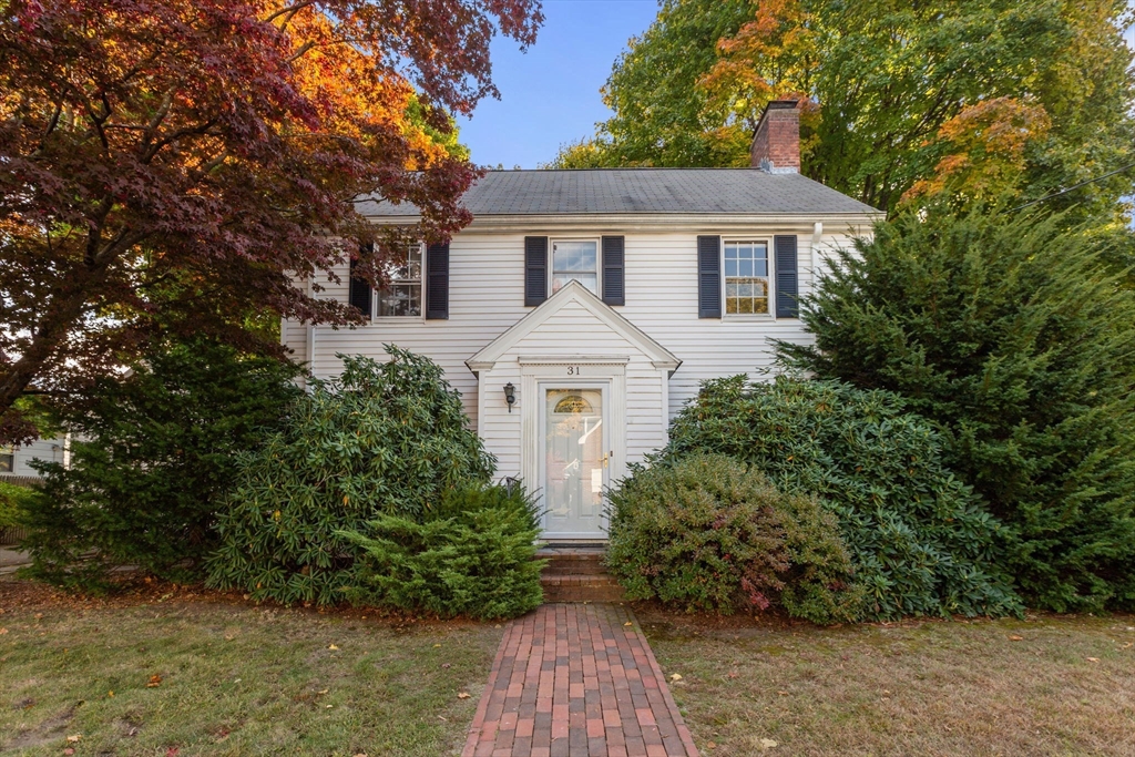 31 Lasell St Property Photo 1