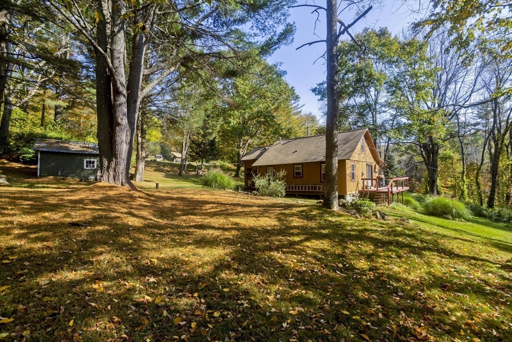134 Indian Hollow Rd Property Photo 5