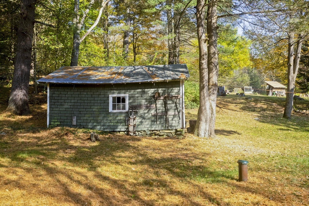 134 Indian Hollow Rd Property Photo 37