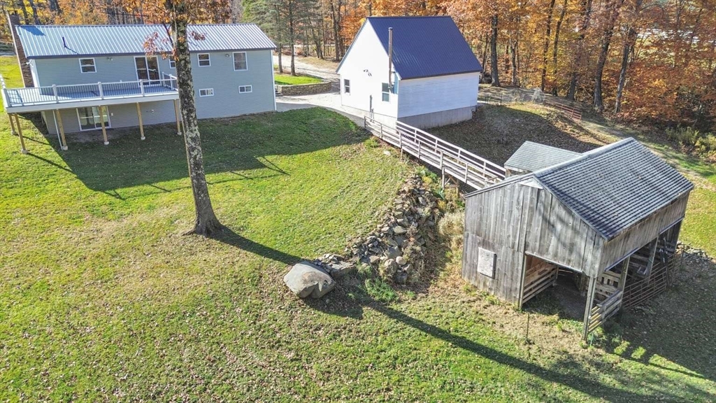 531 Old North Road Property Photo 3