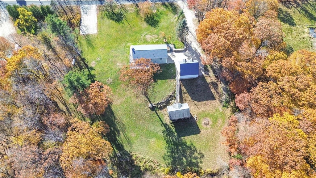 531 Old North Road Property Photo 4