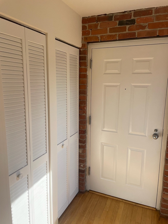 102 & 108 Gainsborough Street # 406w Property Photo 14