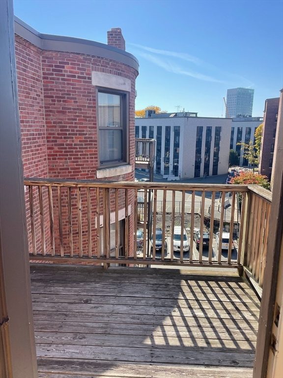 102 & 108 Gainsborough Street # 406w Property Photo 19