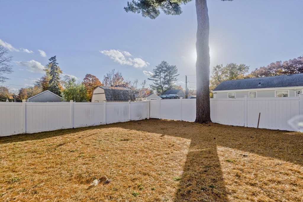 66 Pasco Rd Property Photo 5