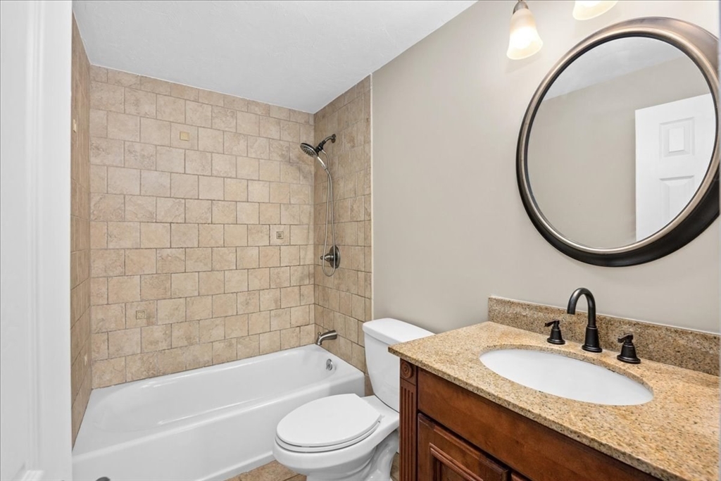 7 Neptune Dr Property Photo 19