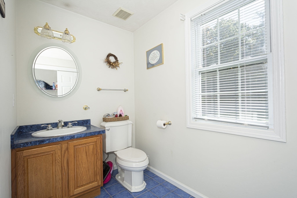 15 Marks Way Property Photo 17