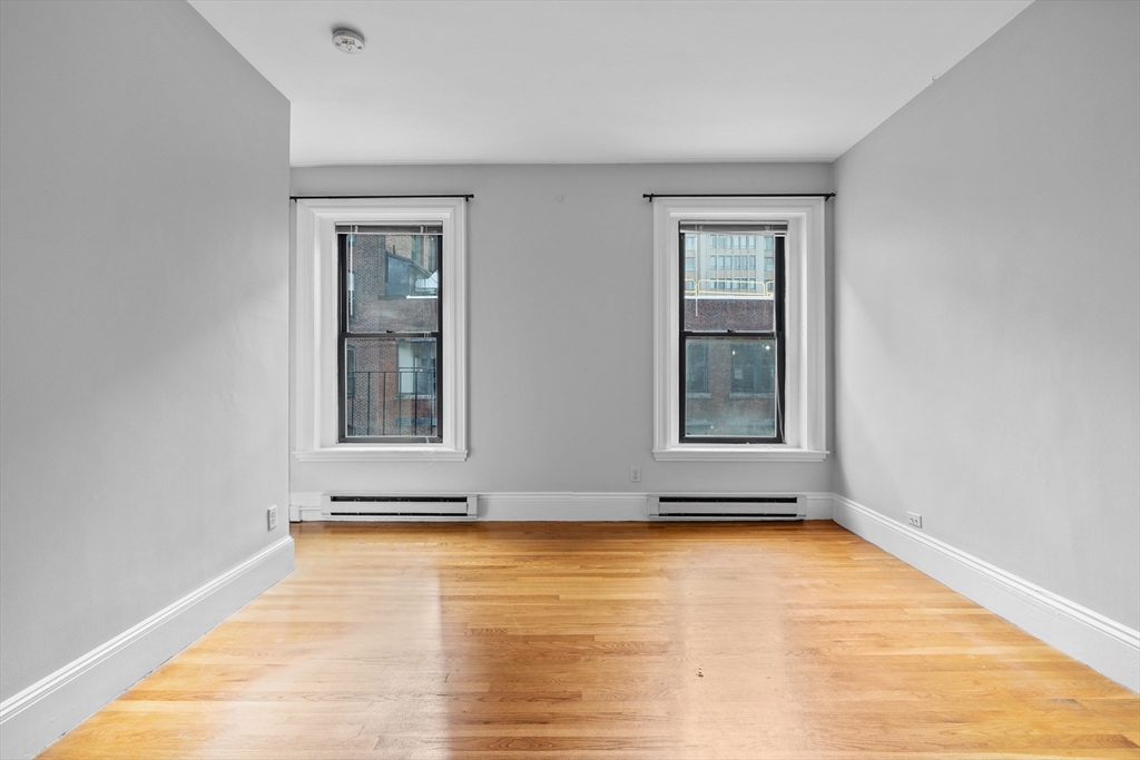 230 Newbury Street # 32 Property Photo 1