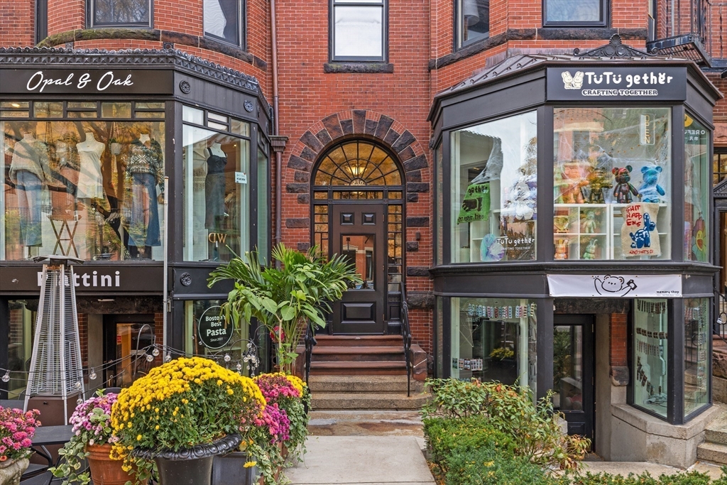 230 Newbury Street # 32 Property Photo 8