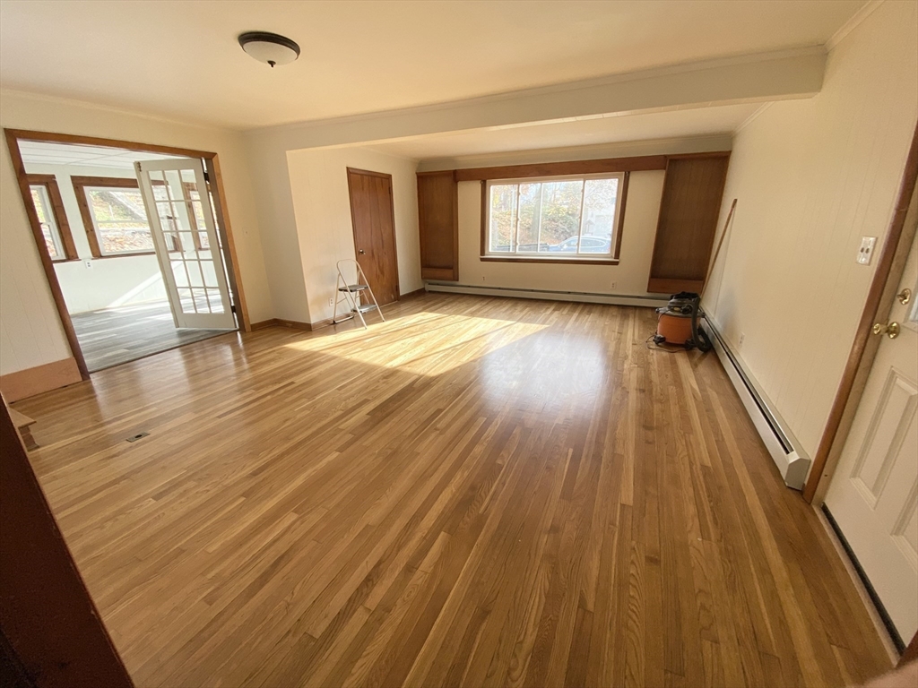 10 Main St Property Photo 12