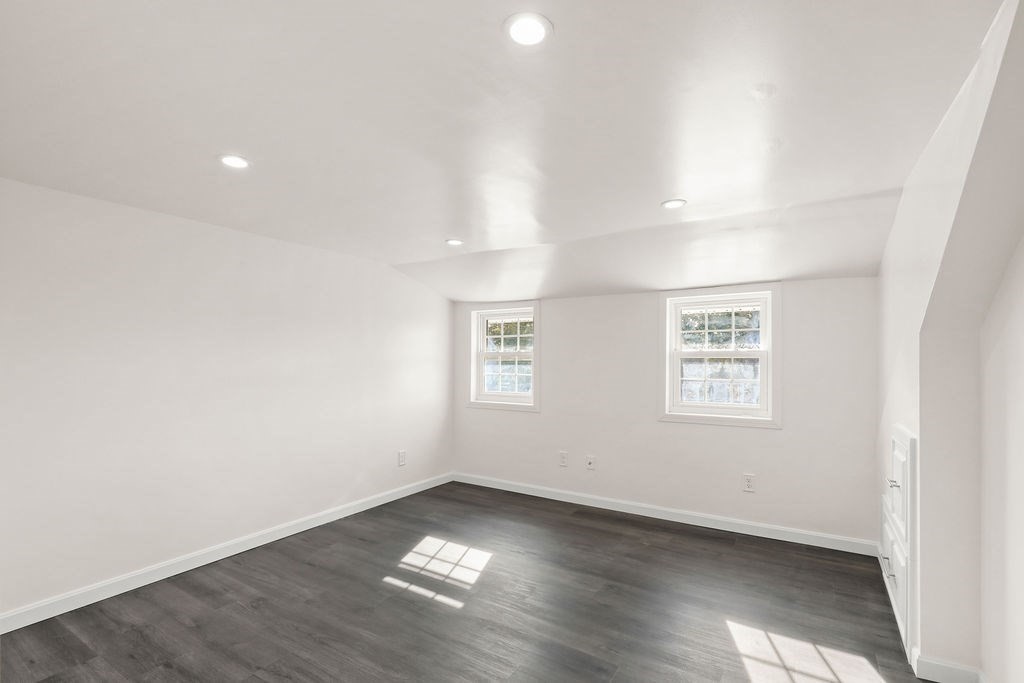 5 Trenton St Property Photo 15