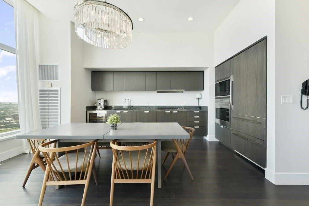 110 Stuart Street Property Photo 10
