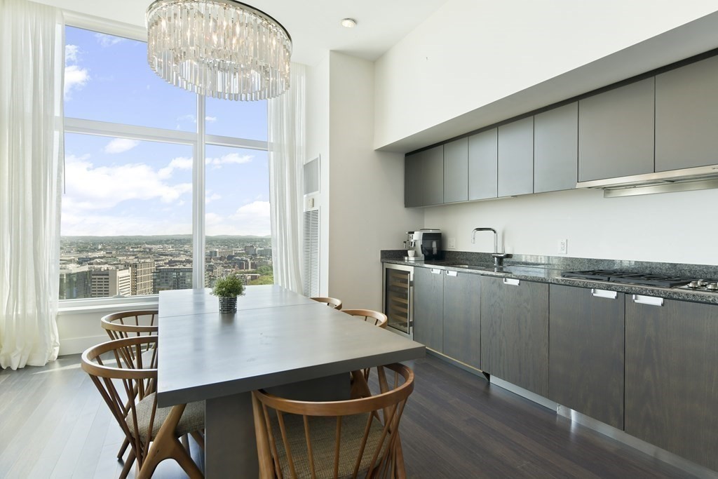 110 Stuart Street Property Photo 11