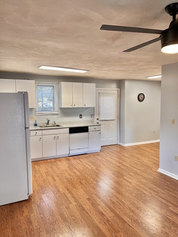 343 Reservoir Ave # B Property Photo 4