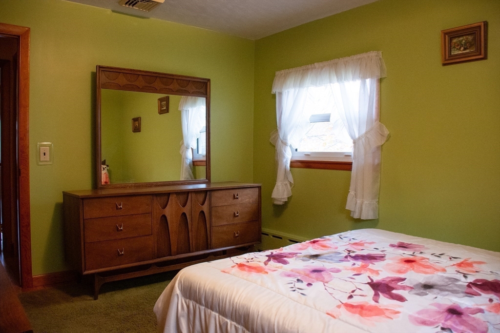 29 Charlton Rd Property Photo 21