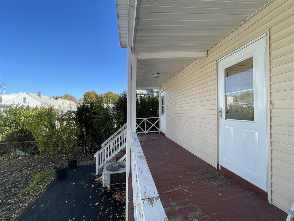 95-97 Lawrence St # 2 Property Photo 18