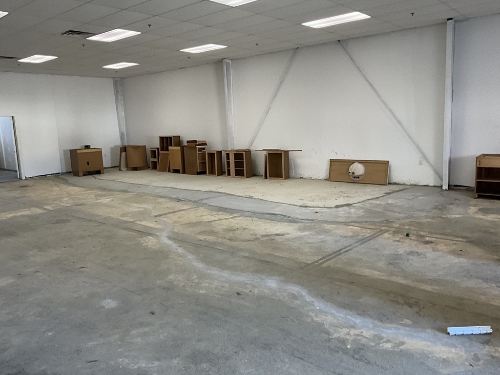 1007 Church St Property Photo 15