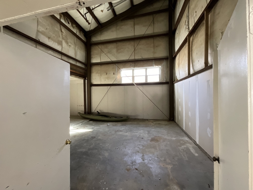 1007 Church St Property Photo 18