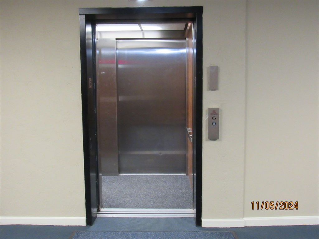 111 Willard St # D Property Photo 3