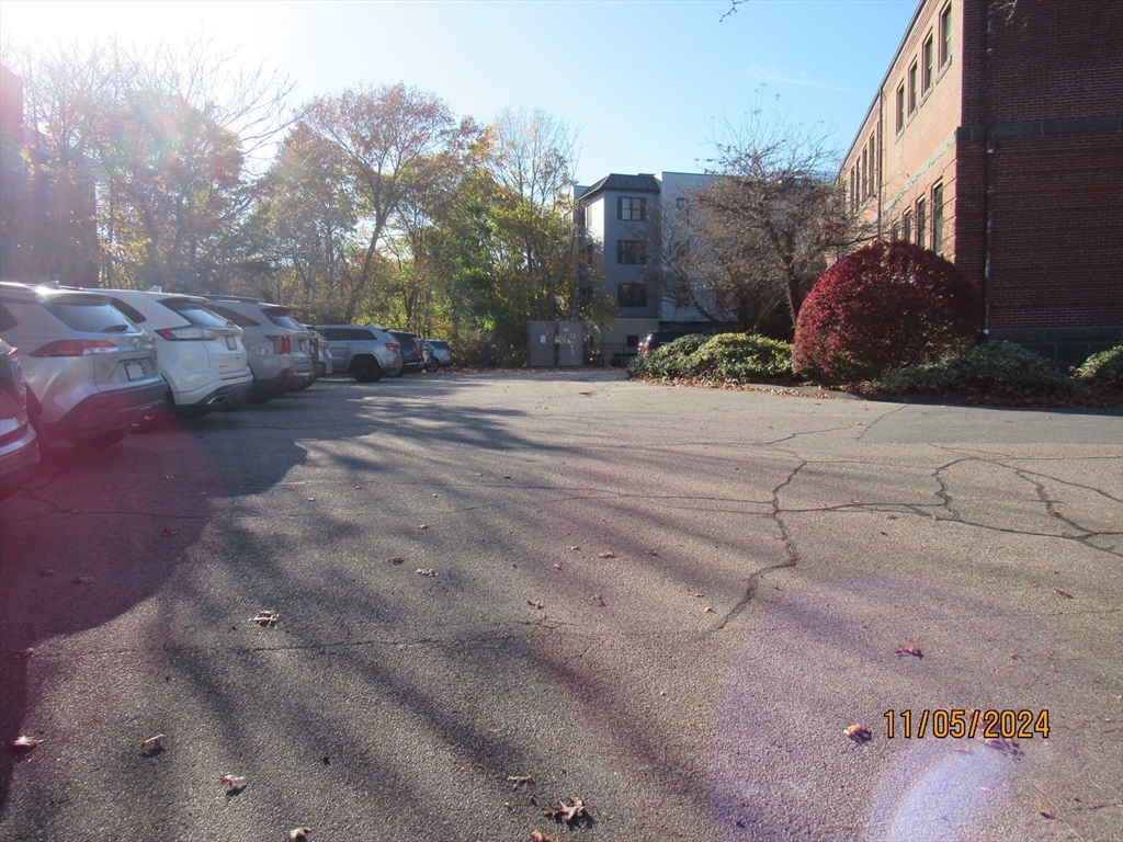 111 Willard St # D Property Photo 9