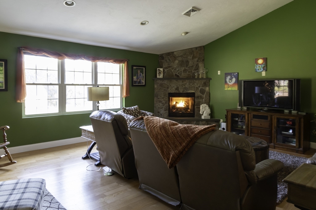 105 Hammond Hill Rd Property Photo 8