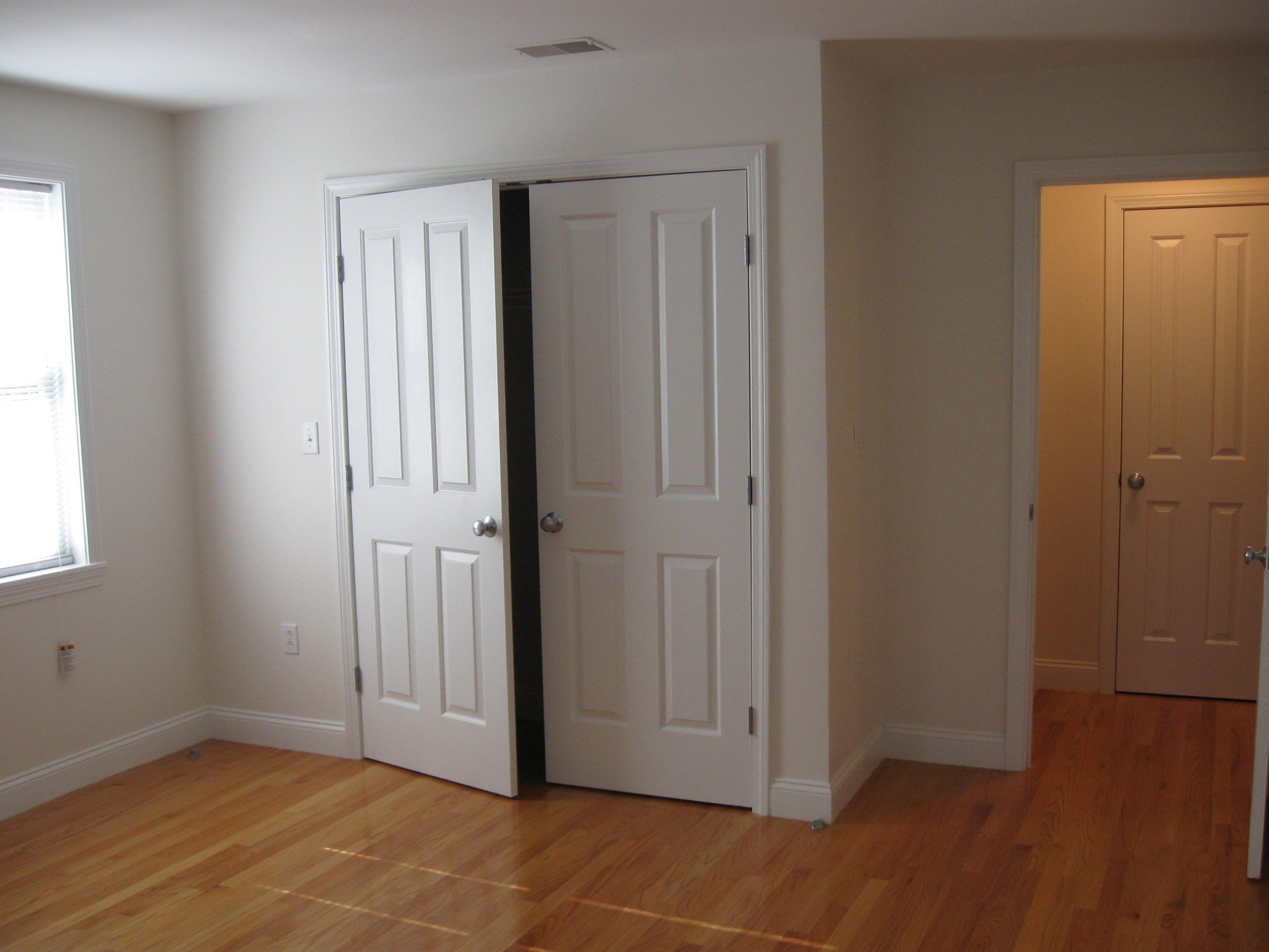 2856 Washington Street Property Photo 16