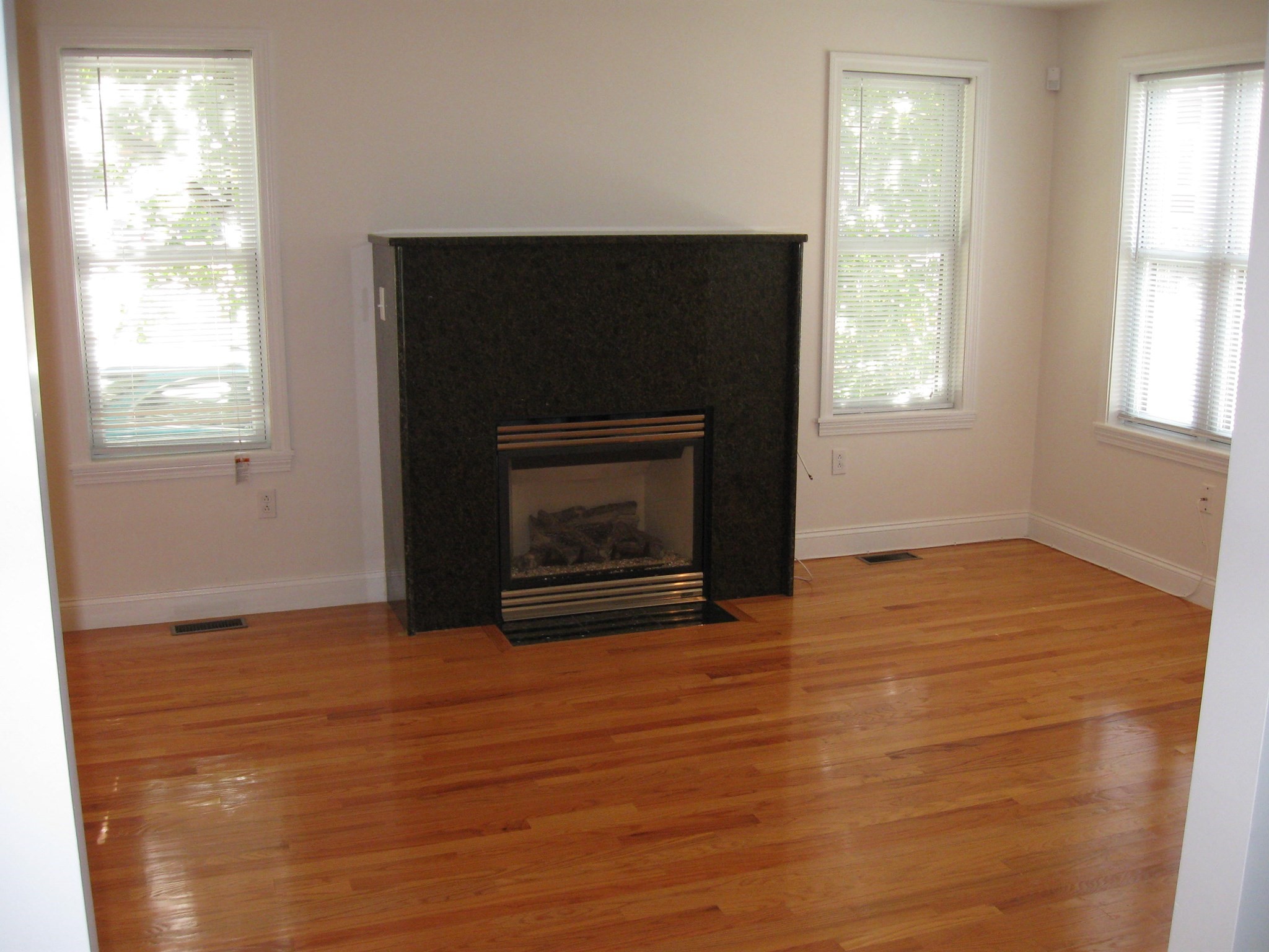 2856 Washington Street Property Photo 26