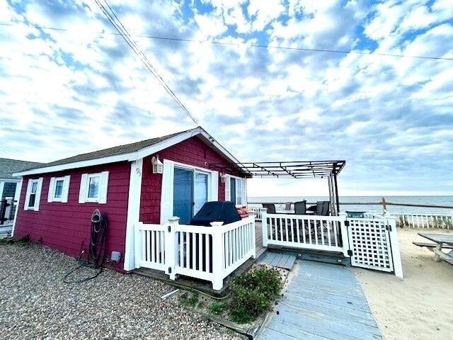 241 Old Wharf # 95 Property Photo 2
