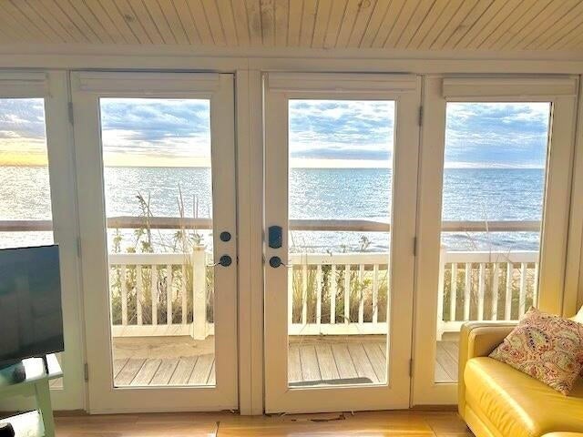 241 Old Wharf # 95 Property Photo 6