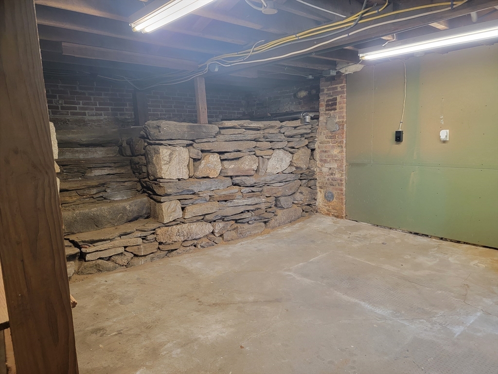 10 High St Property Photo 20