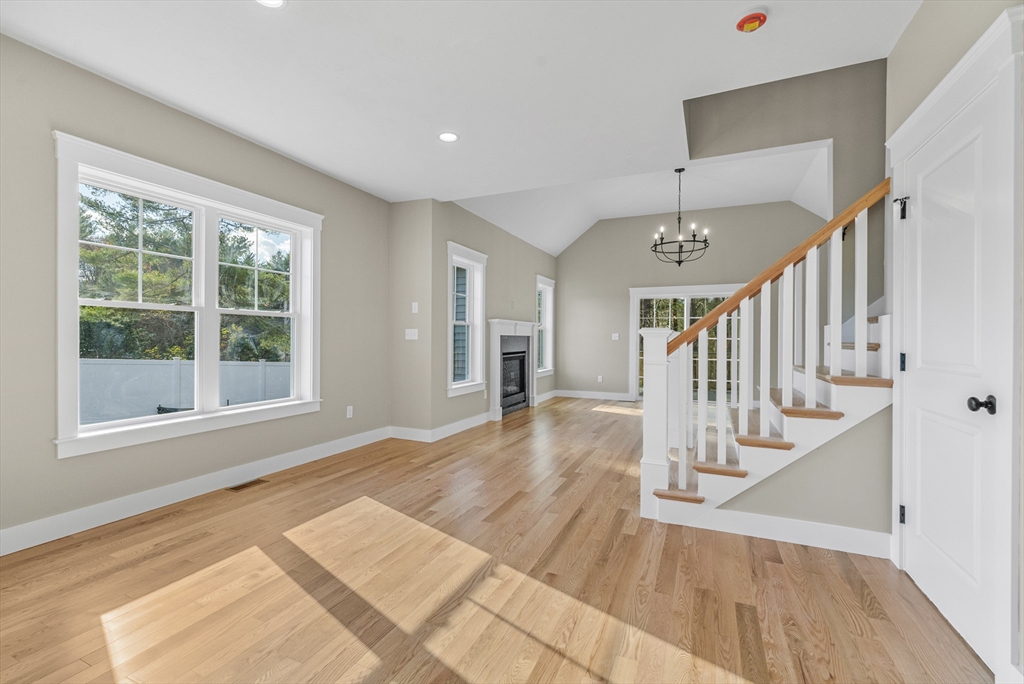 194 Taunton Ave # A Property Photo 11