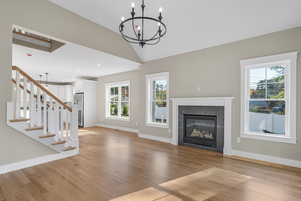 194 Taunton Ave # A Property Photo 15