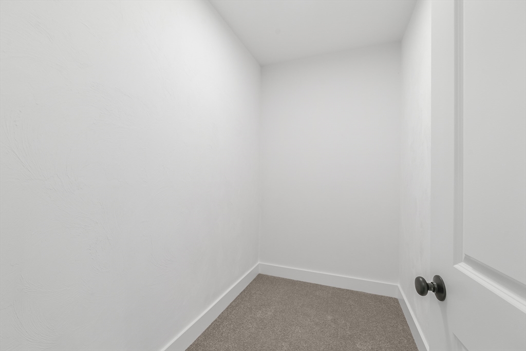 194 Taunton Ave # A Property Photo 19