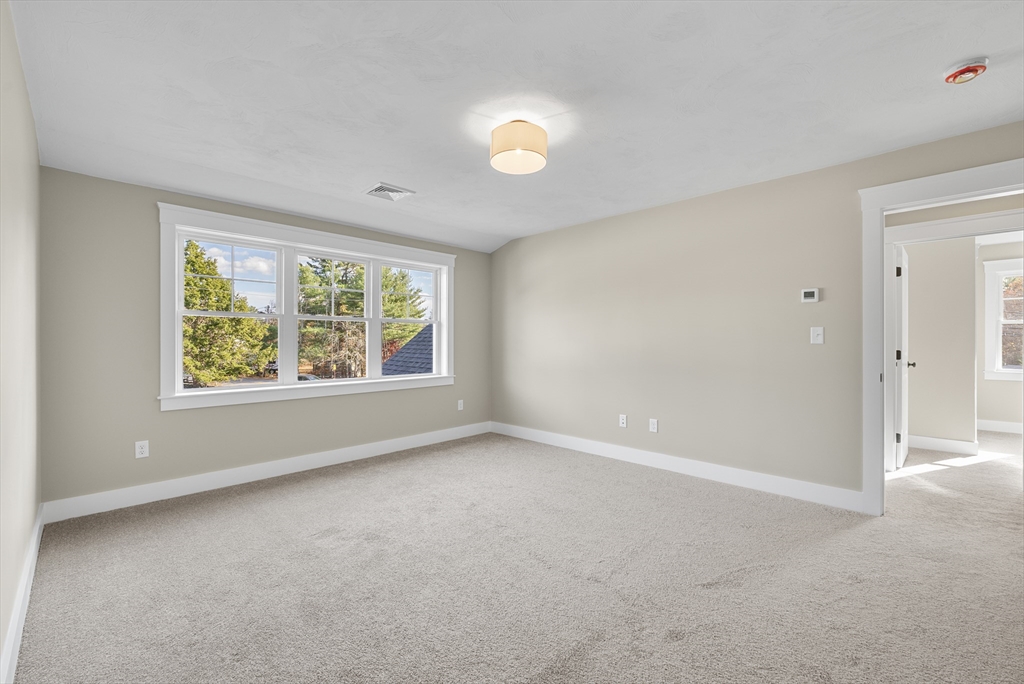 194 Taunton Ave # A Property Photo 25