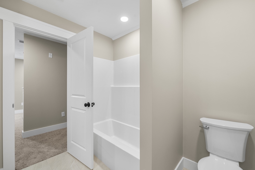 194 Taunton Ave # A Property Photo 27