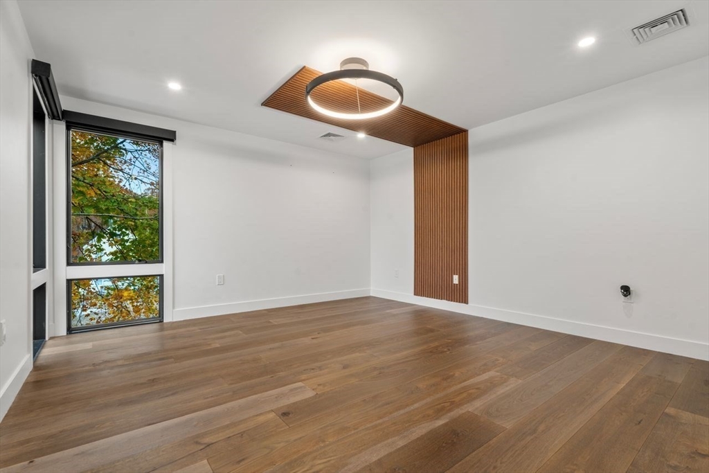 88 Lexington Street Property Photo 17