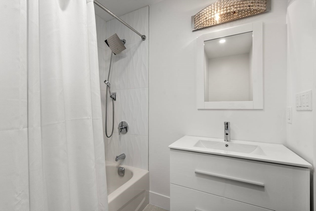 88 Lexington Street Property Photo 21