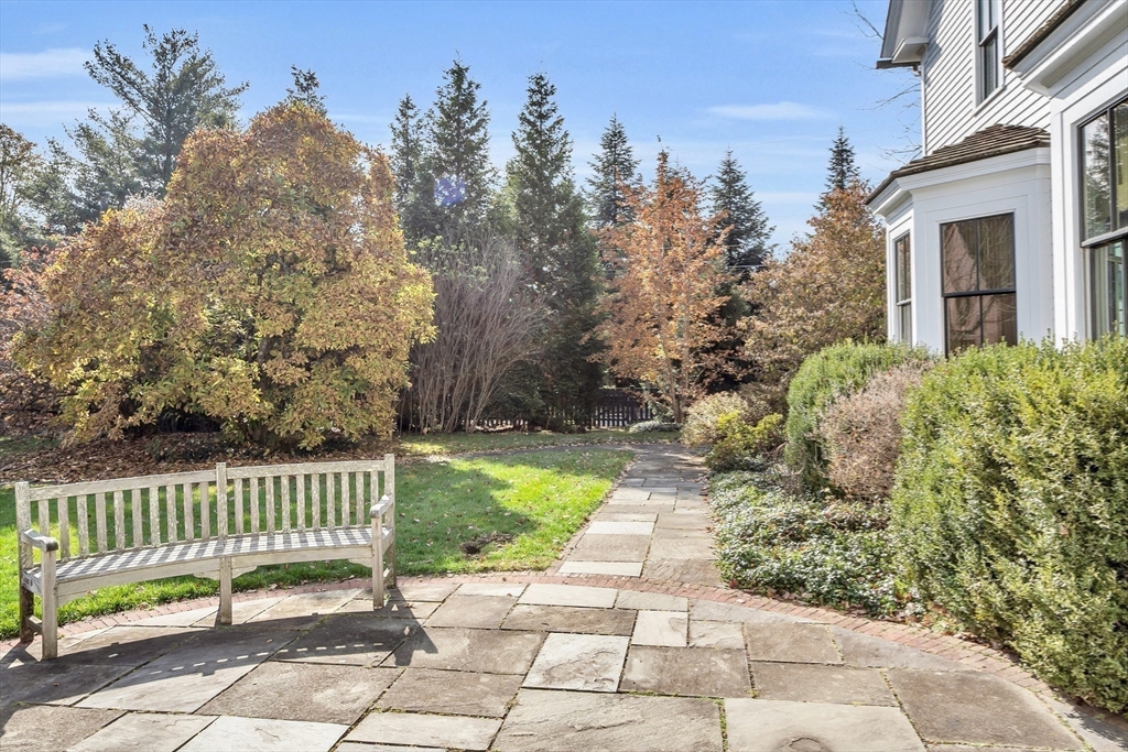 93 Old Sudbury Road Property Photo 33