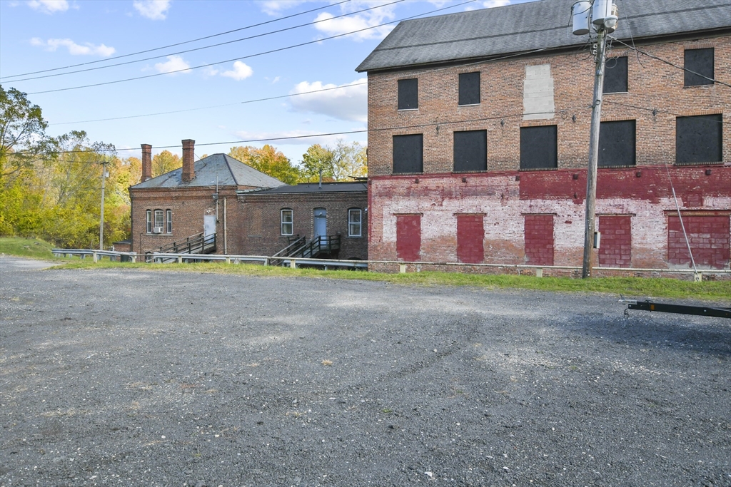 20 Keeler St Property Photo 14