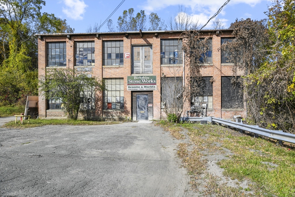 20 Keeler St Property Photo 21