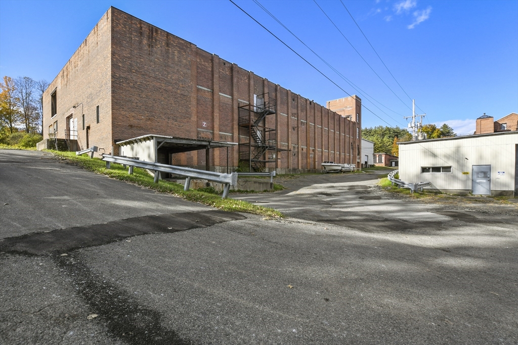 20 Keeler St Property Photo 35