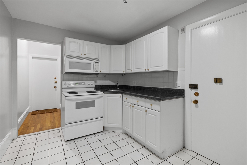 907 Boylston Street # 32 Property Photo 6