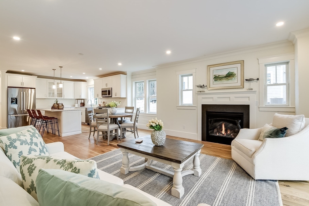 213 N Falmouth Hwy # 5a Property Photo 18