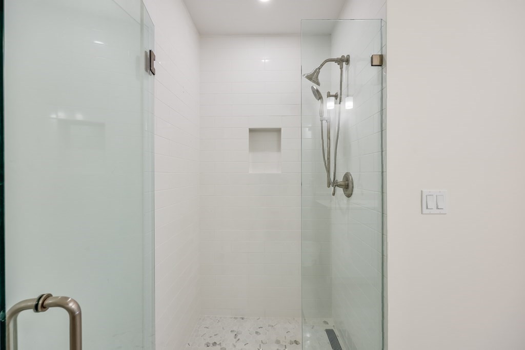 213 N Falmouth Hwy # 5a Property Photo 26