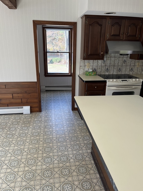 357 Elm Street Property Photo 10