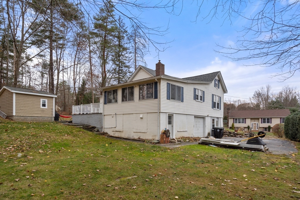74 Durfee St Property Photo 6