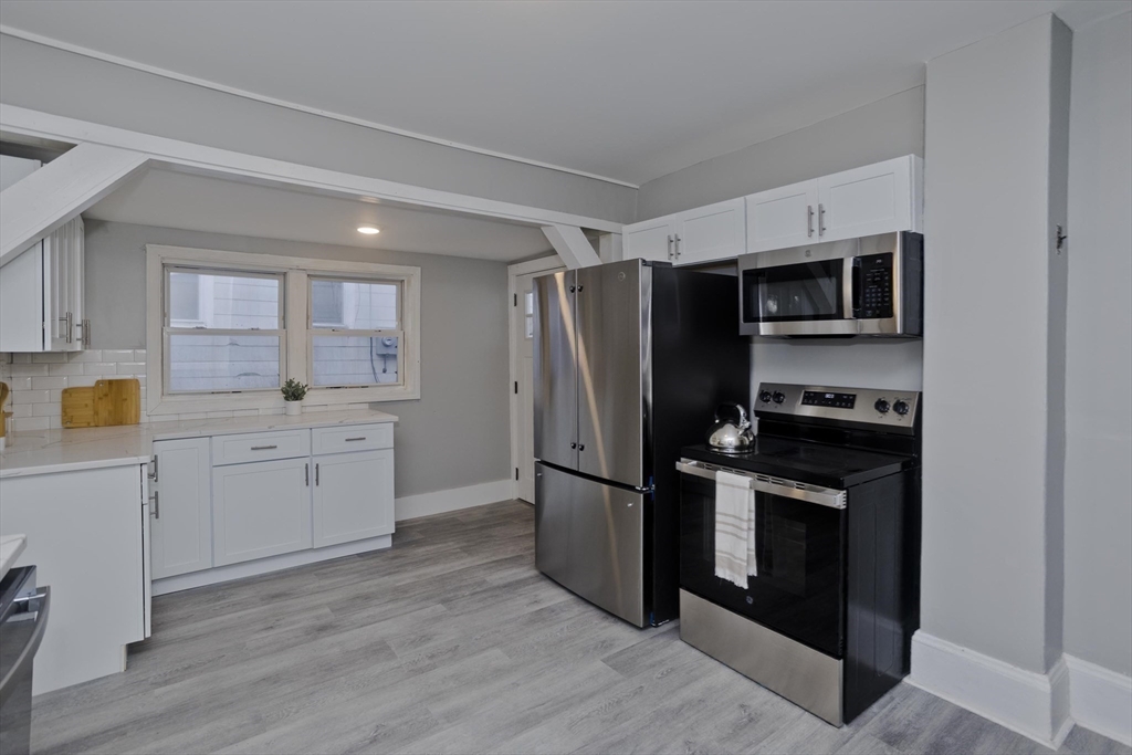 85 Congress Ave Property Photo 12