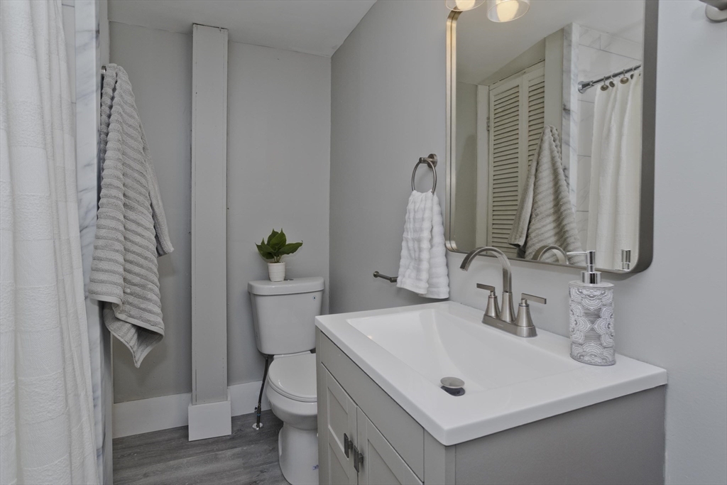85 Congress Ave Property Photo 16