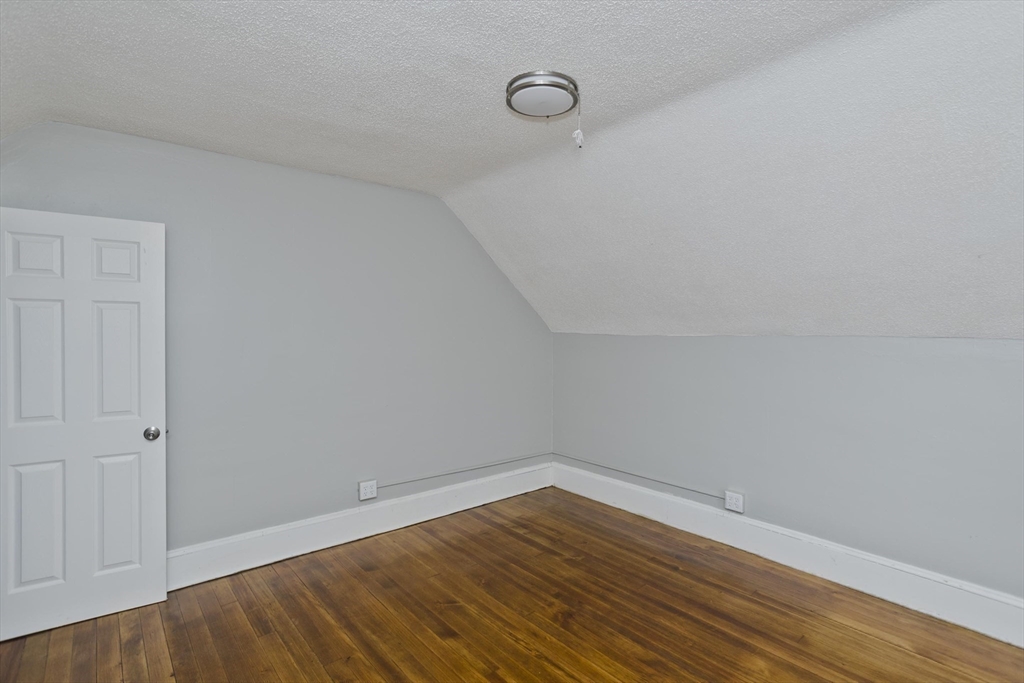 85 Congress Ave Property Photo 19