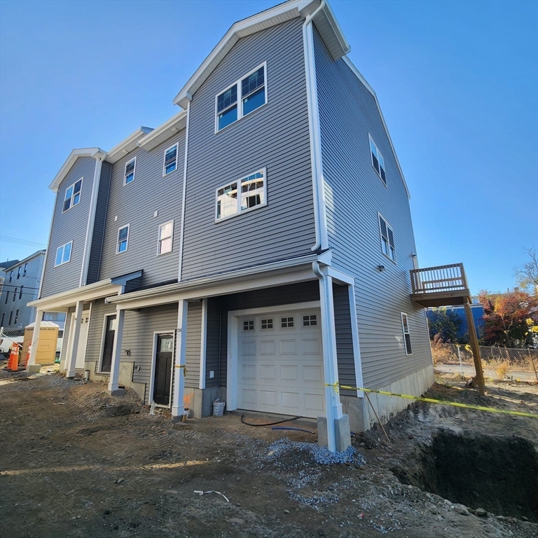 206 Durfee St. # 4a Property Photo 3