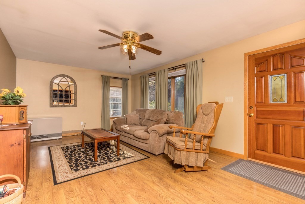 153 Glenallen Street Property Photo 4